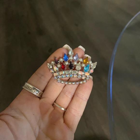 VTG B. David Silver Tone Rhinestone & Faux Pearl Family Crown BROOCH - Picture 7 of 7